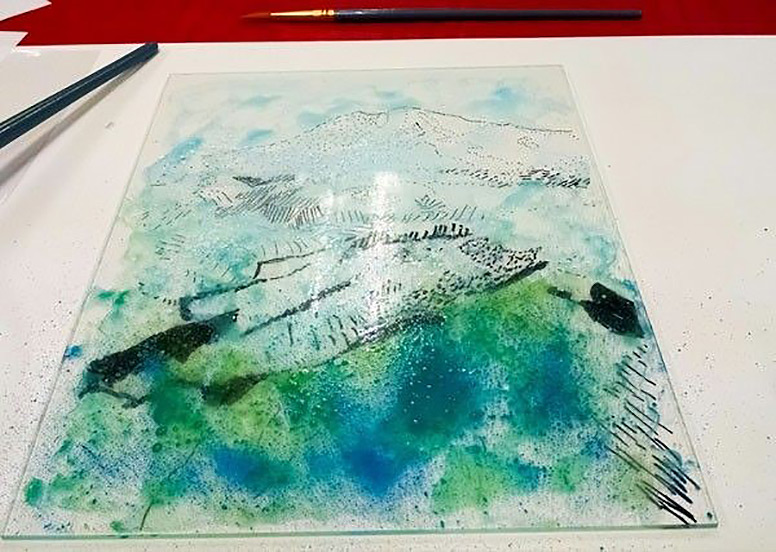 A Guide to Painting on Plexiglass - Tips and Ideas